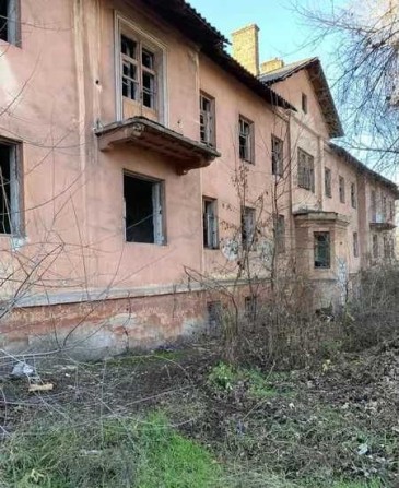 Нежитлова будівля, 1107,3 кв. м, вул. Сірка Івана, 17 - фото 1