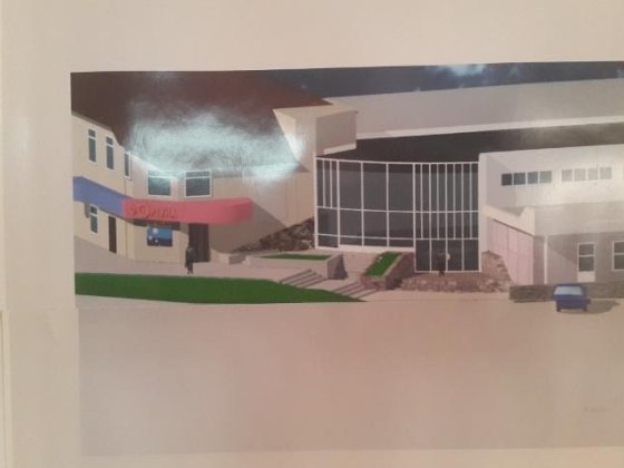 На продаж магазин непродовольчих товарів та кафе з літнім майданчиком Кам'янське