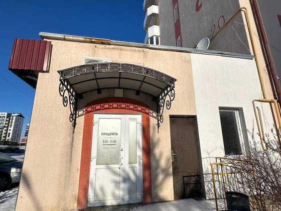 Продаж приміщення під магазин м. Долина Долина