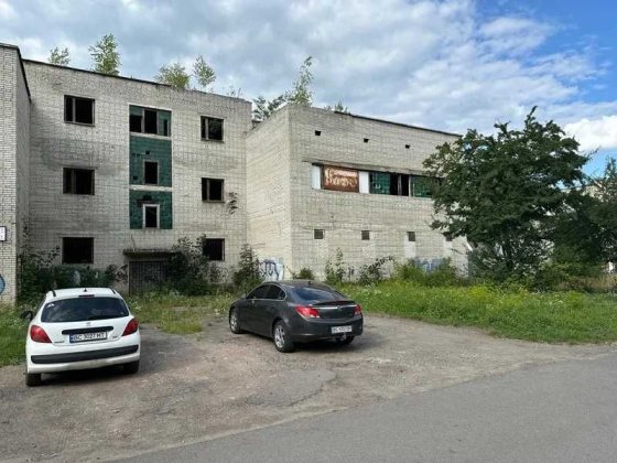 ПРОДАЖ - Нежитлове приміщення, площею 1734,0 кв м. м.Дрогобич Дрогобыч