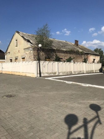 Нежитлова фасадна будівля під комерцію - фото 1