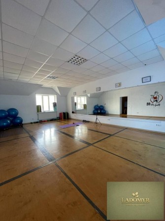 Продаж / Об'єкт сфери обслуговування / Старицького, Здолбунів - фото 1