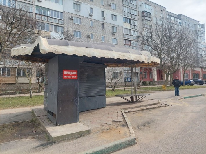 Продам помещение в Черноморске на проспекте Мира - фото 1