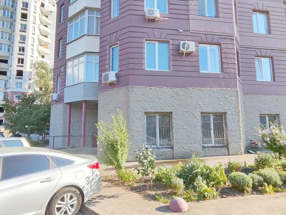 Продам коммерческое помещение под удобный офис, фитнес клуб, спа салон