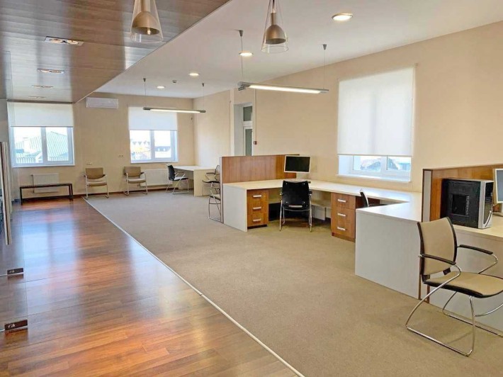 Продам офисы, четырехэтажное здание. Под бизнес аренды. - фото 1