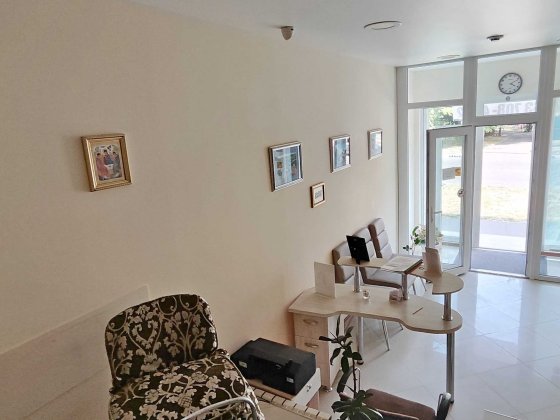 Продаем фасадное коммерческое помещение под бизнес, Черноморск