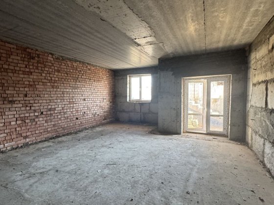 Продам комерційне приміщення Паркова