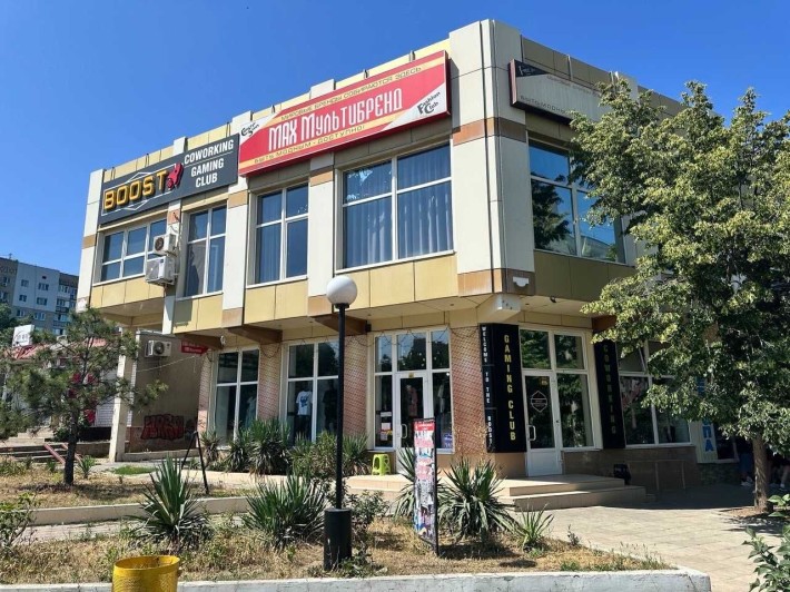 ТЕРМІНОВО Продаж 2 пов-ї нежит будівлі +земля Чорноморськ центр - фото 1