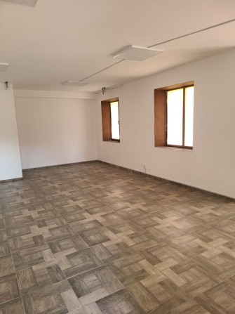 Продам офісне приміщення - фото 1