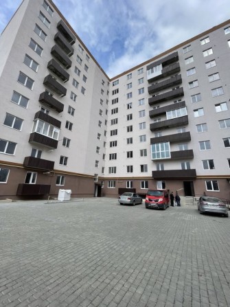 Продам комерційне приміщення поблизу центру під ремонт.Світло не вимик - фото 1