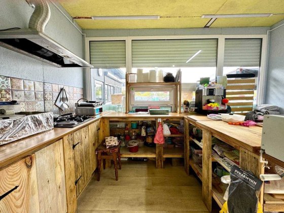 Продаж торгової точки..Маф...кіоск... Канів