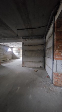 Продам комерційне приміщення вільного призначення в Старому місті - фото 1