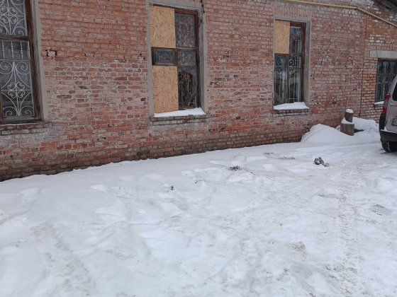 Нежитлова будівля 110.1 м2. 0,02 га, Лебедин, площа Волі 18