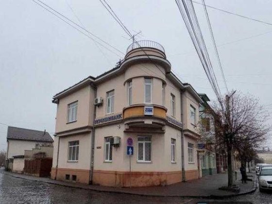 Нежитлова будівля, площею 255,3 кв.м, м.Мукачеве Мукачеве