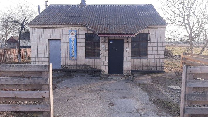 Продам або здам в оренду магазин с.Гульськ - фото 1