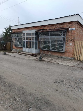 продаю приміщення - будівлю магазину - фото 1