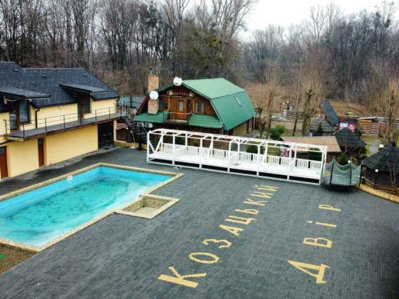 Продаж - діючий готовий бізнес — ресторанно-відпочинковий комплекс Стрий