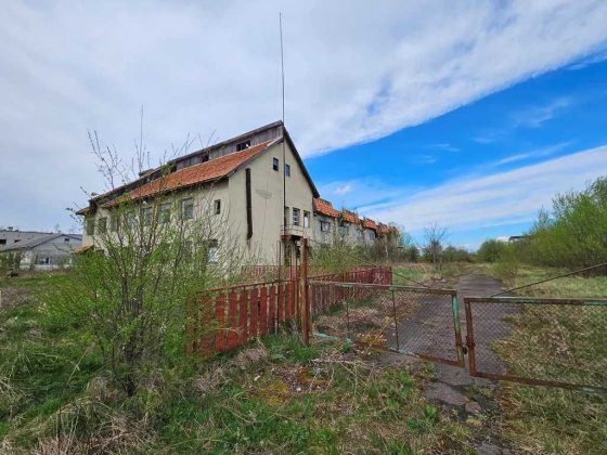 Продається майновий комплекс будівель виробничого призначення... Стрый