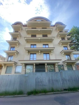 Новозбудований Готель в центрі курорту Трускавець - фото 1