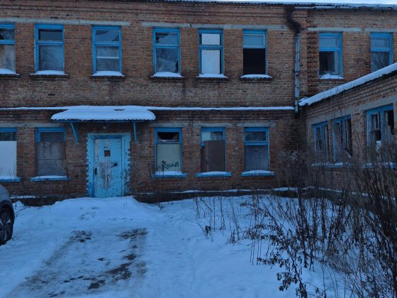 Нежитлова будівля, площею 1408,1 кв.м, м.Хмільник, Вінницька обл. Хмельник