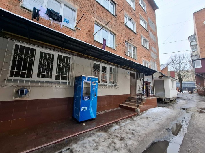 Продаж комерційного приміщення Гречани - фото 1