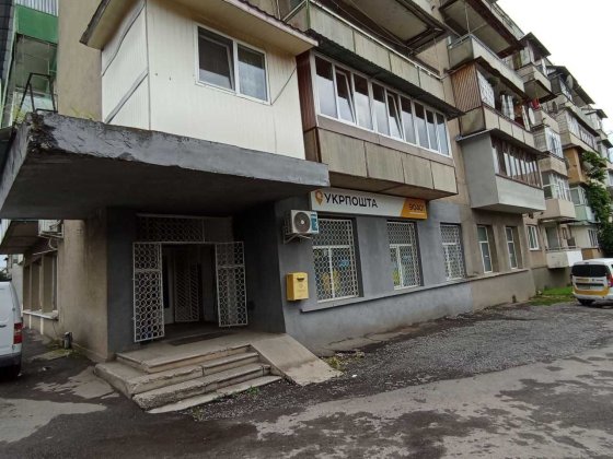 Фасад, 1 пов, окремий вхід 204.1 м2, Хуст, вул. Пирогова, 7В Хуст