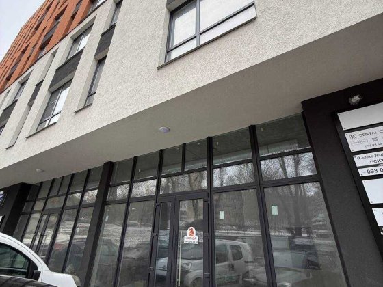 1-й поверх, фасад, панорамні вікна Хмельницький