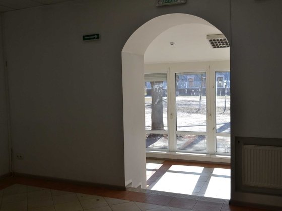 Продається    ( оренда)  помещение (Капсюль) ,центр. Шостка