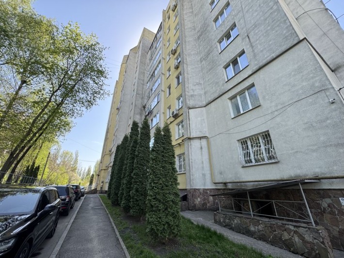 Продаж комерційної нерухомості Свободи 7Б - фото 1