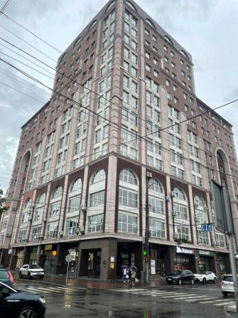 Продаж приміщення в центрі міста - фото 1