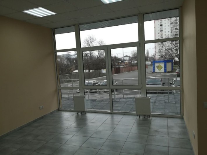 Продам комерційне приміщення з ремонтом, ЖК Сонячний , - фото 1
