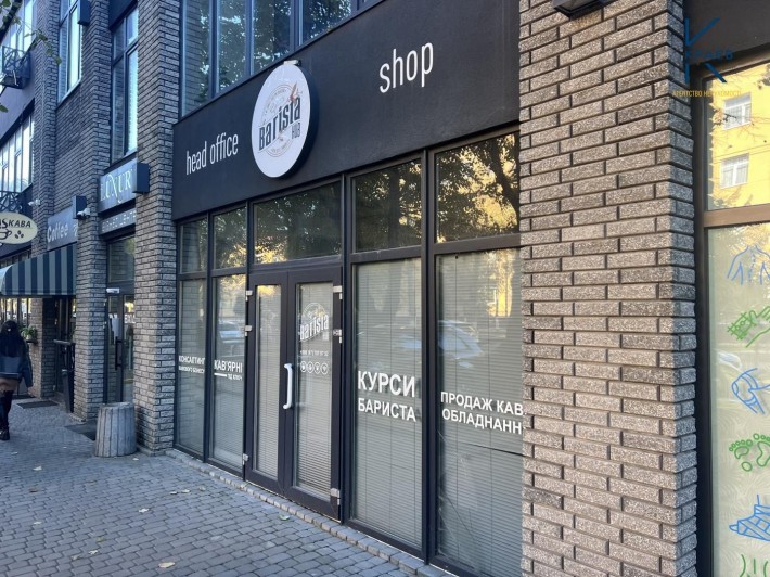 Продаж фасадного приміщення БЦ Luxury - фото 1