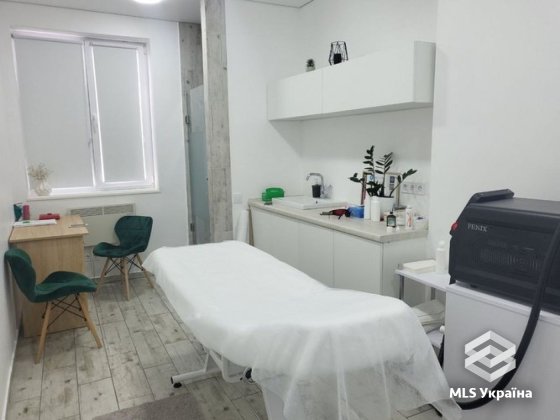 Продаж комерційної нерухомості БЦ Сіті Тауер Хмельницький