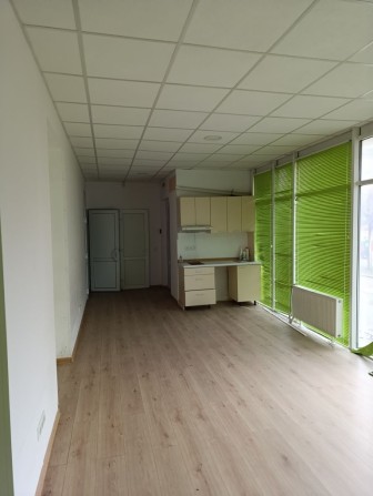 Комерція з ремонтом, Буча, опалення центральне - фото 1