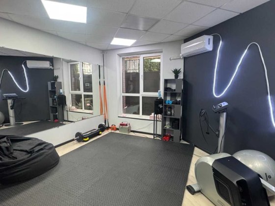 Приміщення 50м2 з орендарями, готовий бізнес Буча