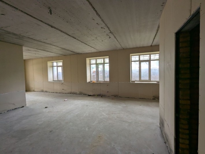 Комерційне приміщення 103м2 - фото 1