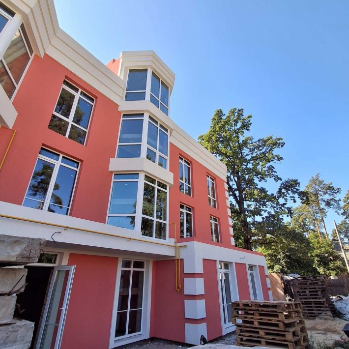 Продаж приміщення 11 кв м в центрі міста Бучі - фото 1