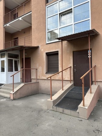 Комерційне приміщення 13 кв.м ЖК Вишневий квартал - фото 1