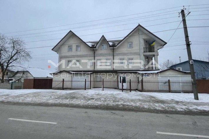 Продаж комерції-будинка в Вишневому 565м2 центр - фото 1