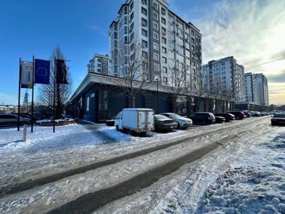 Комерція. Фасадне приміщення в ЖК Континент Буча