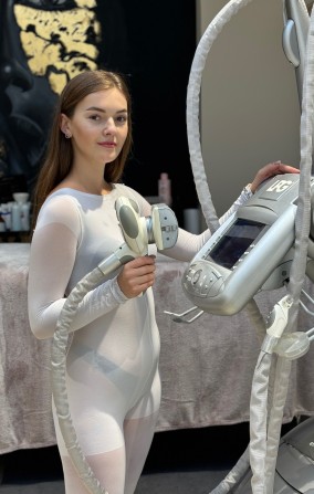 Продажа салону в центрі Івано-Франківська - фото 1