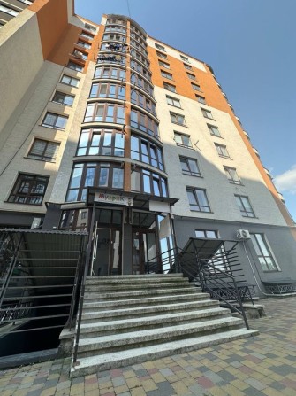 Продам фасадне комерційне приміщення. Інвестиція.Розвинутий район - фото 1