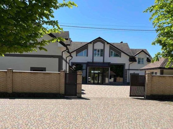 Продається новозбудований комплекс для реабілітаційного центру Івано-Франківськ