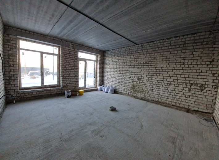 Комерція.Фасад НАБЕРЕЖНА - фото 1