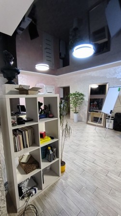 Приміщення з Орендарями - фото 1