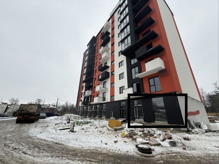 Останнє фасадне приміщення ЖК Скандинавія - фото 1