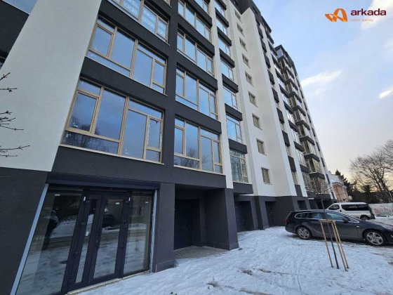 Продається комерційне приміщення біля парку Шевченка в ЖК Діброва Парк Івано-Франківськ