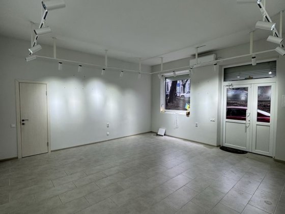 Комерційне приміщення у ЦЕНТРІ міста Івано-Франківськ