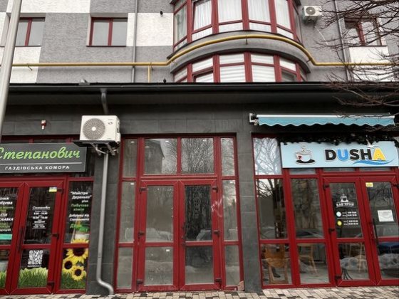 Продаж Фасадне комерційне приміщення 106 м² вул. Симоненка Ивано-Франковск