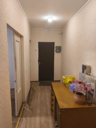 Продаю приміщення на м-ні Індустріальний - фото 1